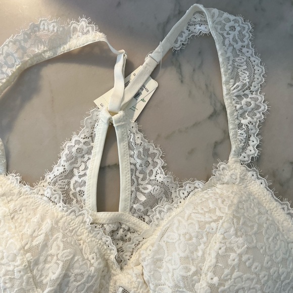 Aerie Bralette sz L color ivory lace trim with padding NWT - Picture 5 of 5